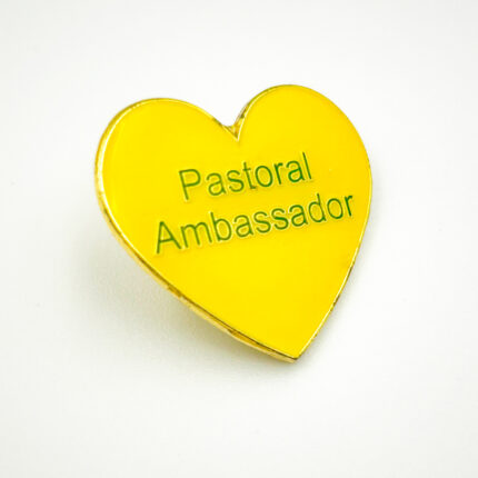 Gold plating heart lapel pins with soft enamel and epoxy high quality no MOQ pin in heart shape manufacture